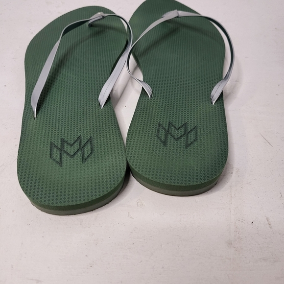 Malvados Flip Flops Size 9/10 - Picture 5 of 9